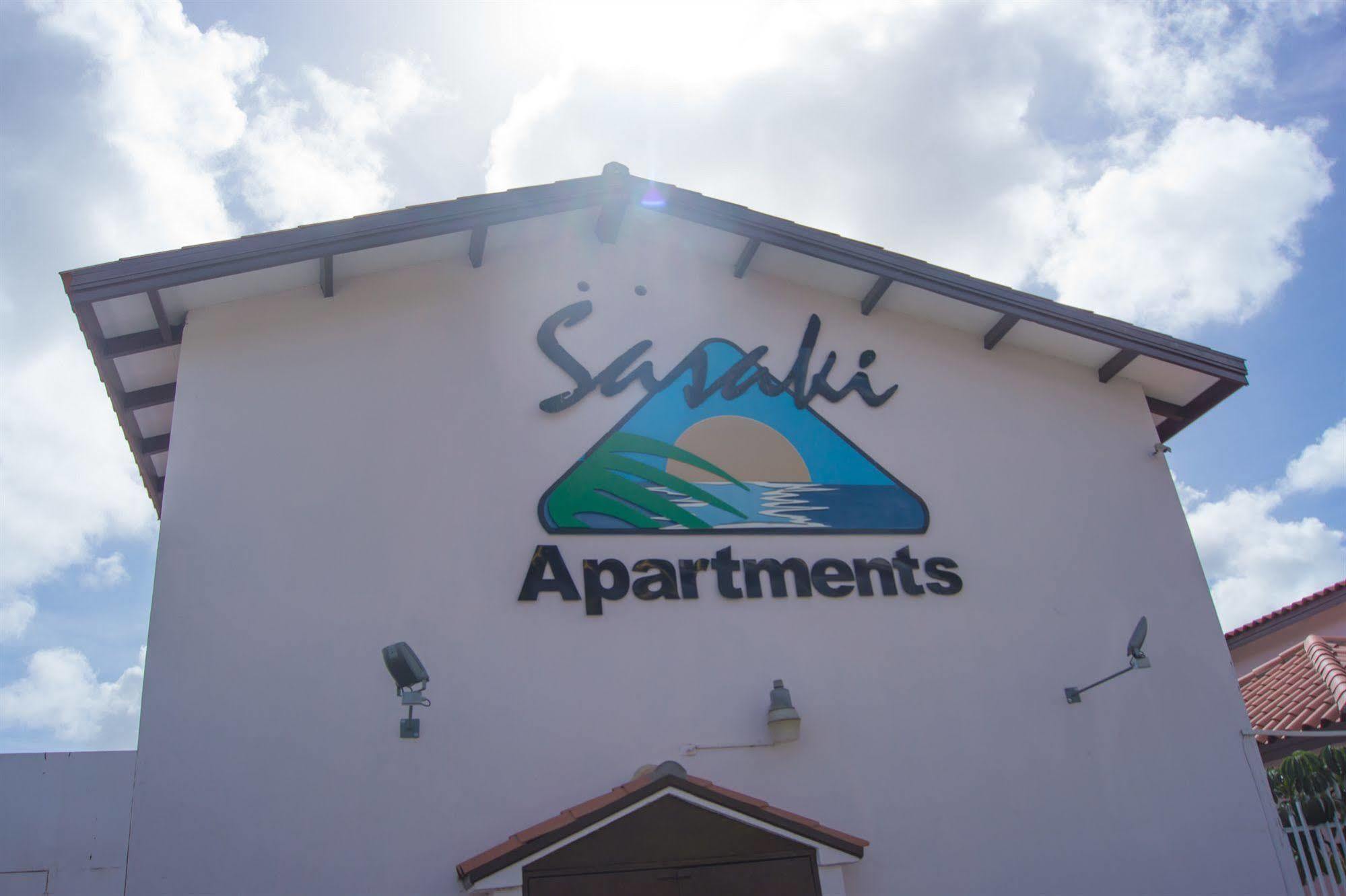 Sasaki Apartments Palm Beach Exterior photo